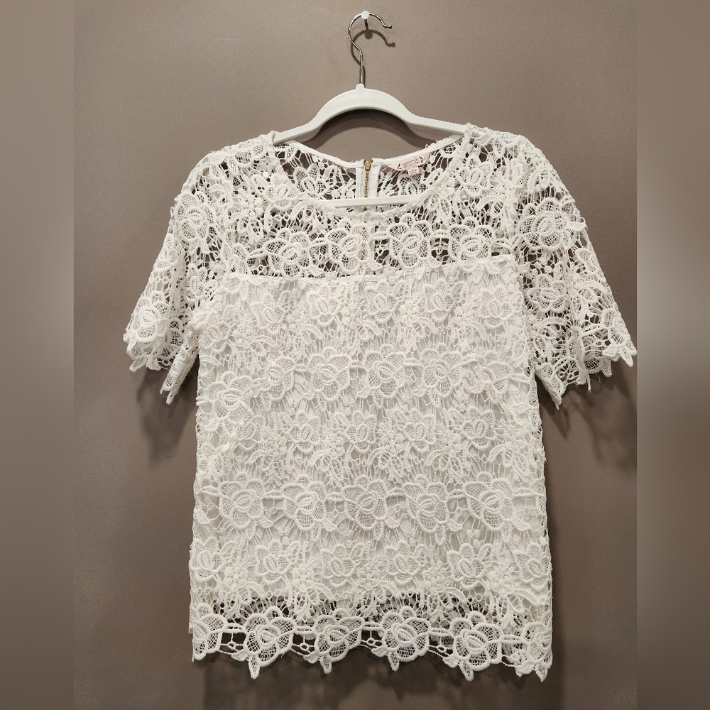 Nanette lepore Elegant White Lace Top sz M